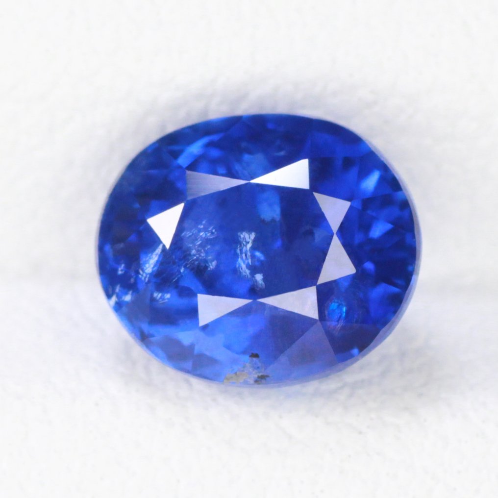 χωρίς τιμή ασφαλείας Μπλε Ζαφείρι  - 2.30 ct - Διεθνής Ένωση Έγχρωμων Πολύτιμων Λίθων (ICA GemLab) - Έντονο Χρώμα #1.0