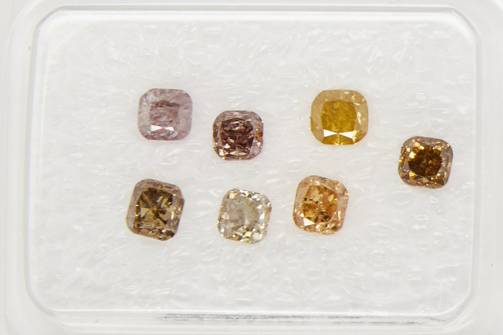 Ingen mindstepris - 7 pcs Diamant  (Natur)  - 0.93 ct - Pude - I1, I2, I3 - Gem Report Antwerp (GRA) #2.1