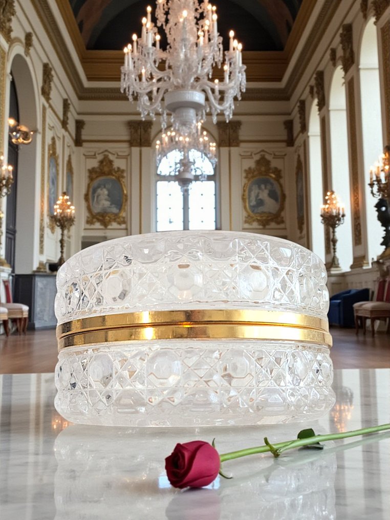 Boîte à bijoux - Laiton doré - Cristal taillé de style Baccarat #1.0