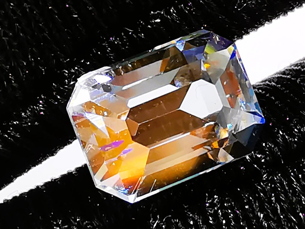 没有保留价 - 1 pcs  多色 月光石  - 1.79 ct - 西班牙宝石学院（IGE） - MOONSTONE/RAINBOW #1.0