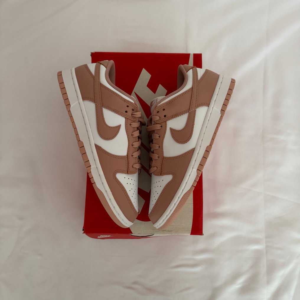 Nike - Dunk Low - Αθλητικά παπούτσια με χαμηλό αστράγαλο - Mέγεθος: EU 41 #1.0