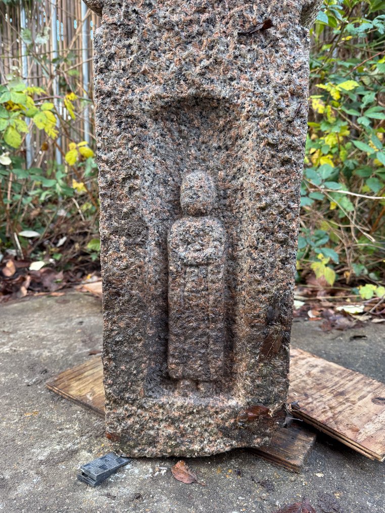 Φωτιστικό κήπου θαμμένο 活け込み燈籠 (ikekomi’dôrô), キリシタン灯籠 (Χριστιανικό φανάρι) - Πέτρα, Γρανίτης - Ιαπωνία - 19ος αιώνας (Ὁ Πολύς Εδό περίοδος/Αρχή Μητζίου περιόδου) #2.1