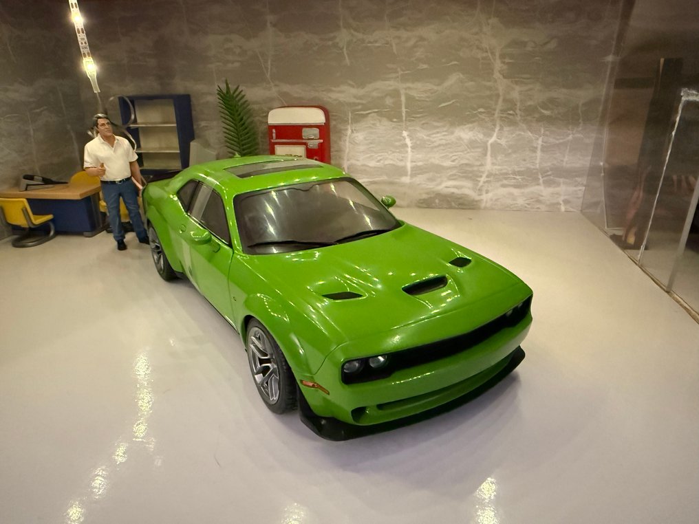 Solido 1:18 - Αυτοκίνητο μοντελισμού - Dodge Challenger R/T Scat Pack - Solido 1:18, μικρό μοντέλο σε βιτρίνα, ακόμα σφραγισμένο, σε αυθεντικό κουτί. #1.0
