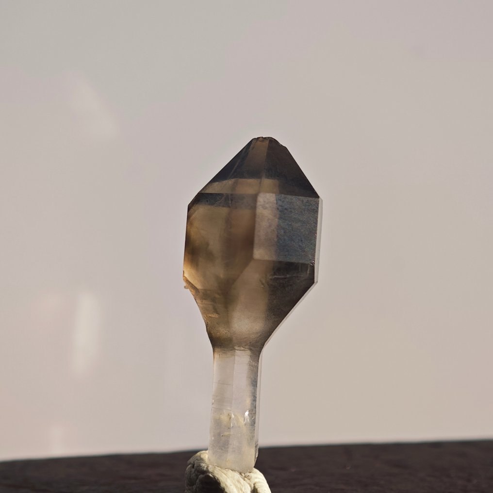 Cetro de quartzo fumê raro de 7,7 ct !- 1.54 g #1.0