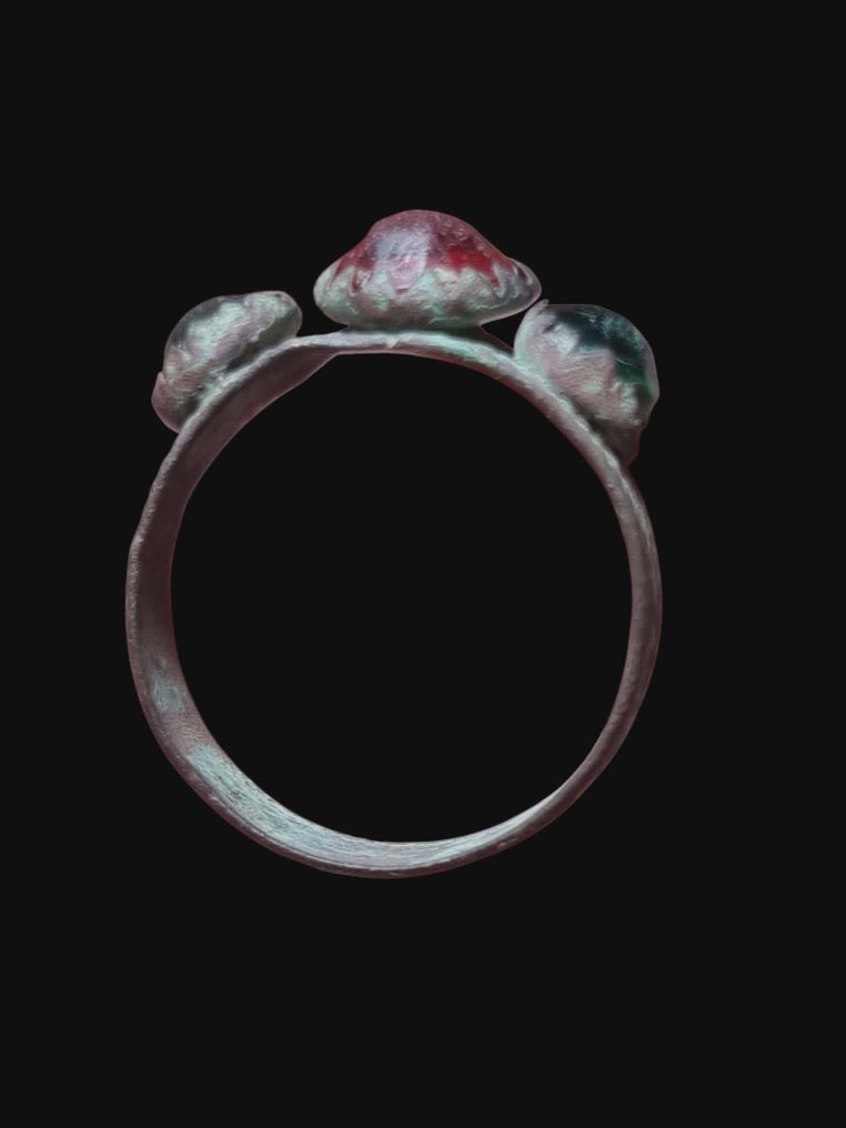 Μετα-μεσαιωνική Μπρούντζος, Nice Triple Stone Δαχτυλίδι  (χωρίς τιμή ασφαλείας) #3.2