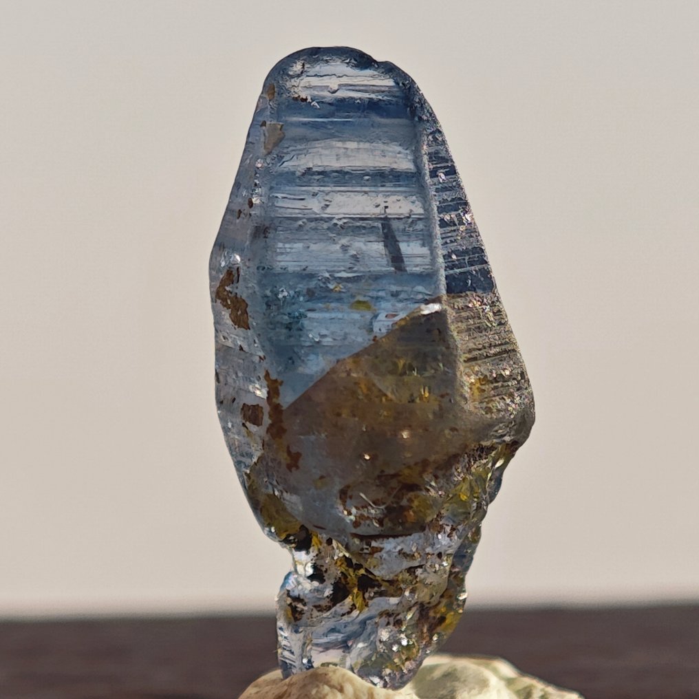 5,6 καρατίων Κορυφαίος μπλε σαφίρ κρύσταλλος ολοκληρώθηκε!- 1.12 g #1.0