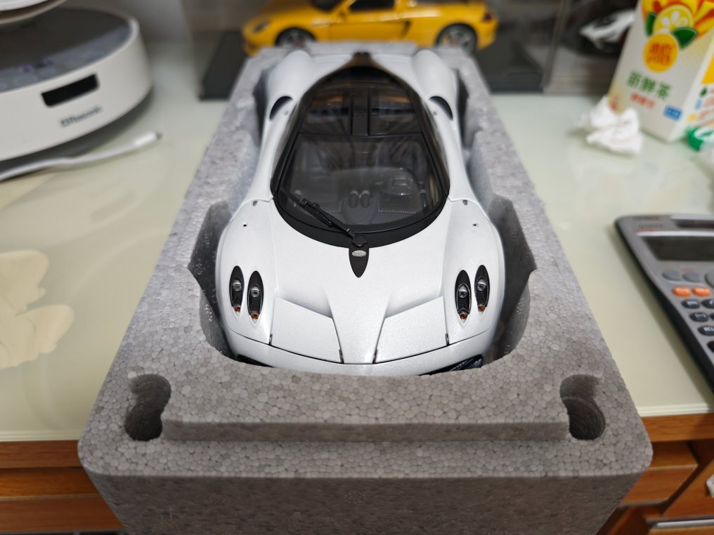 Autoart 1:18 - Modellbil - (very rare color) pagani huayra pearl white #4.3