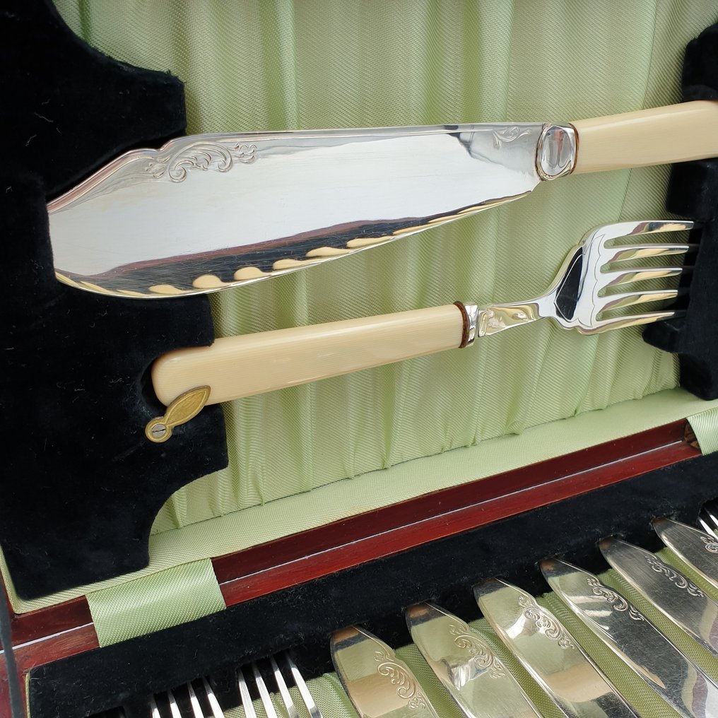 EPNS Sheffield - Cutlery set (14) - Silverplated - Fish Eaters Plus Servers #3.2