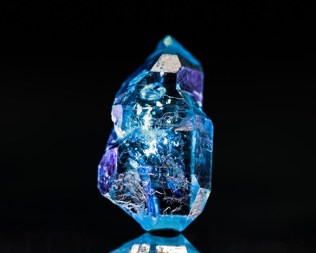 独特的 Herkimer Diamond 稀有螺旋 PETROLEUM UV 荧光 • 3.65 克拉 - 高度: 15 mm - 闊度: 11 mm- 0.73 g - (1) #3.2