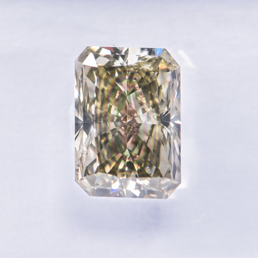 沒有保留價 - 1 pcs 鑽石  (天然彩色)  - 1.01 ct - 雷地恩型 - Fancy 綠色 黃色 - SI2 - 國際寶石學院（International Gemological Institute (IGI)） - VG #3.2