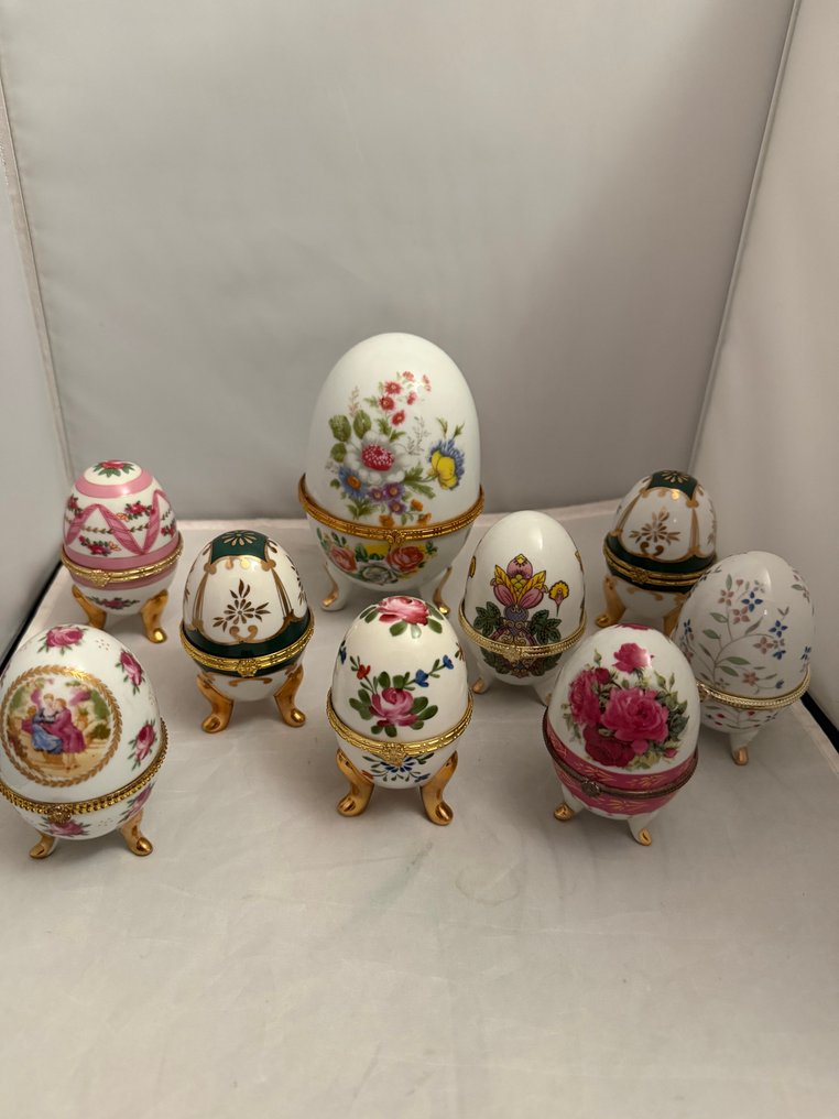 o.a. Napels - 玩具人偶 - Porseleinen sier‑eieren set (9) - 瓷, 镀金, 金属 #1.0