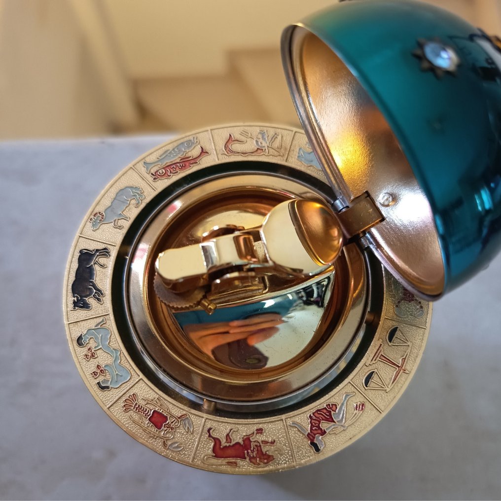 Ingen reservasjonspris - Bord-lighter - Stål #4.3