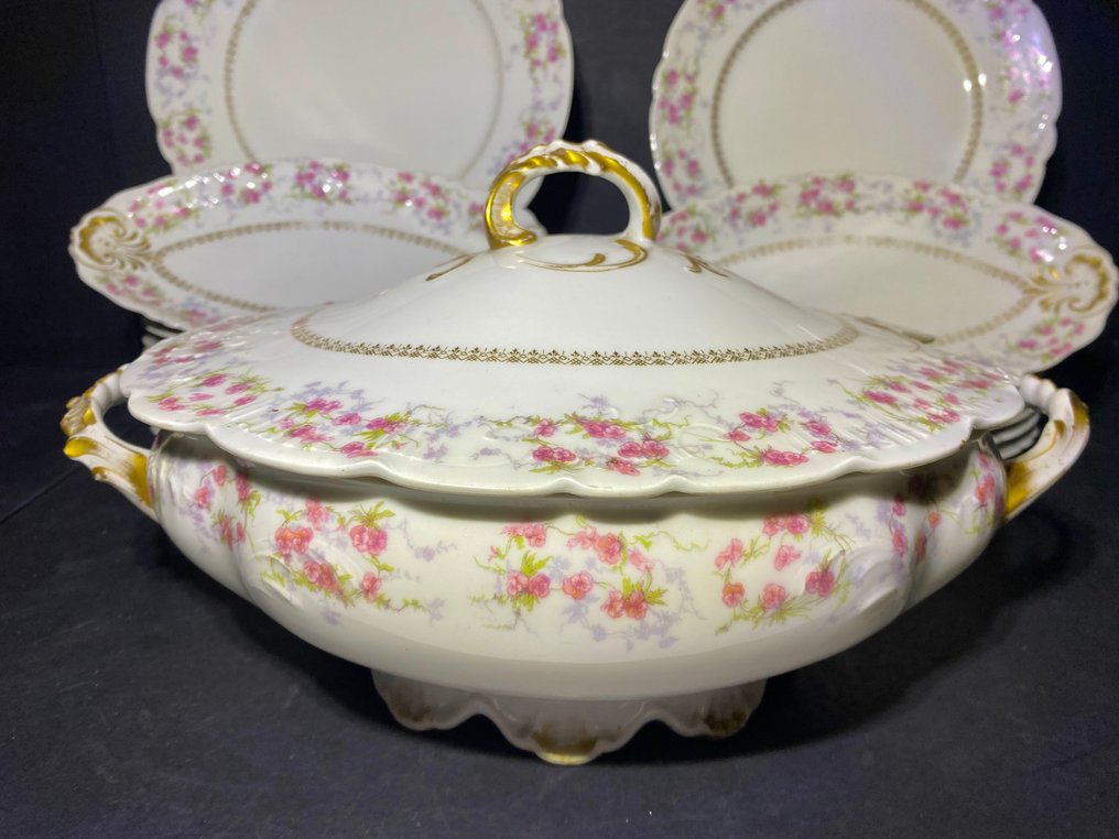 Limoges France , XIX - J.Pouyat - Service de table - Porcelaine tendre #2.1