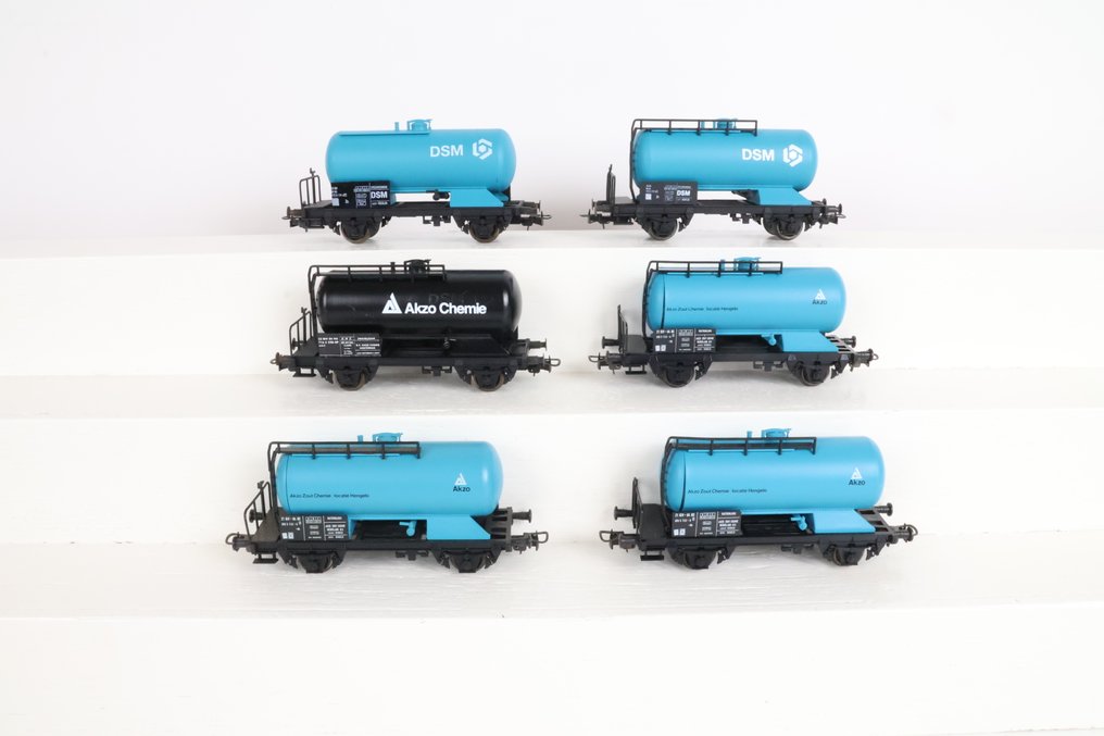 Liliput H0 - Model train freight carriage (6) - Two-axle tank wagons DSM/AKZO - NS #1.0