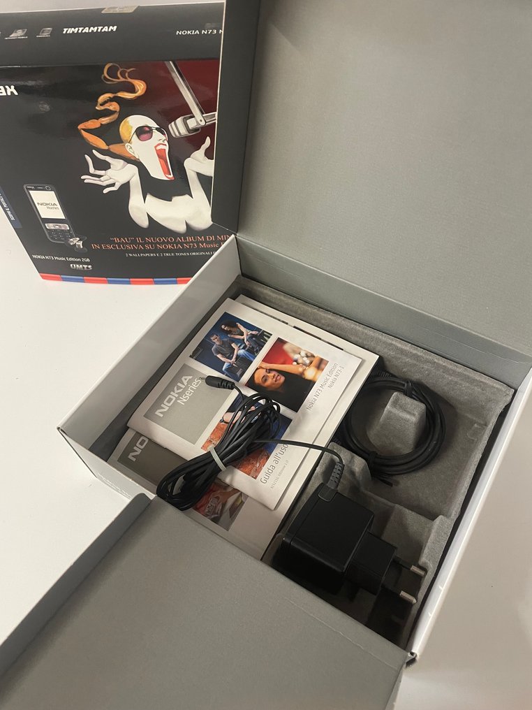 Nokia N73 Music Edition - Mobile phone - In original box #4.3
