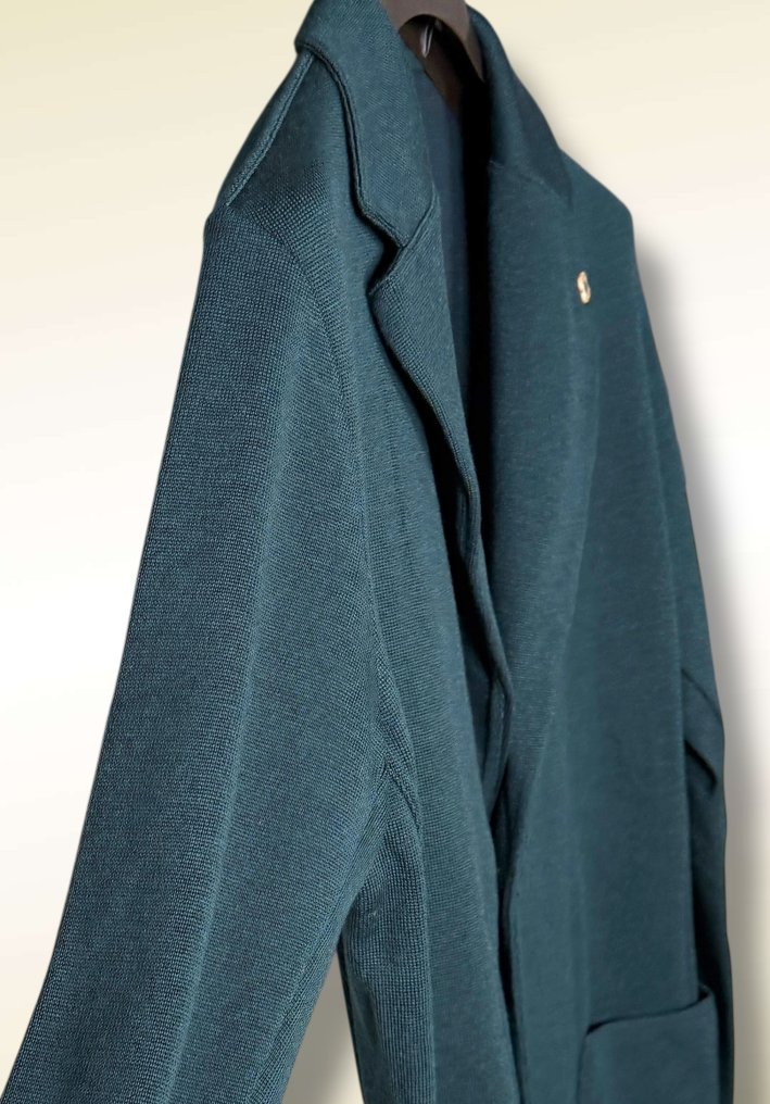 Lardini-Knitted-100% Wool - Cardigan - New with tags #3.2