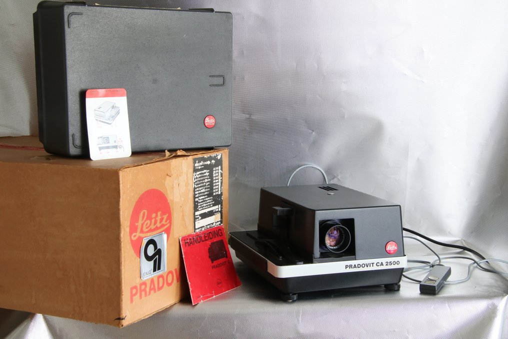 Leitz Pradovit CA 2500 Projektor #1.0