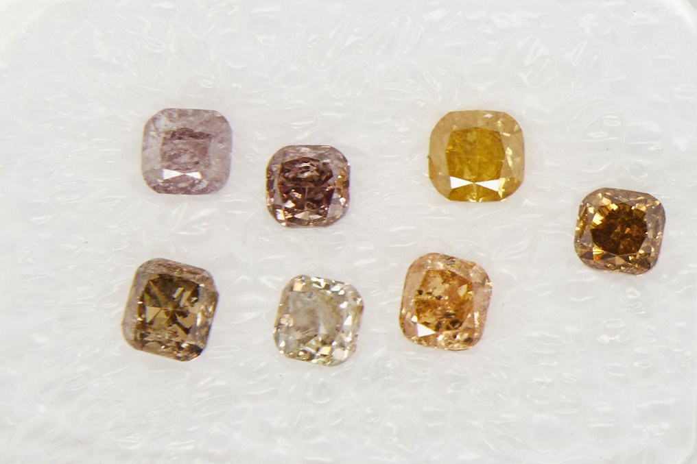 Ingen mindstepris - 7 pcs Diamant  (Natur)  - 0.93 ct - Pude - I1, I2, I3 - Gem Report Antwerp (GRA) #1.0