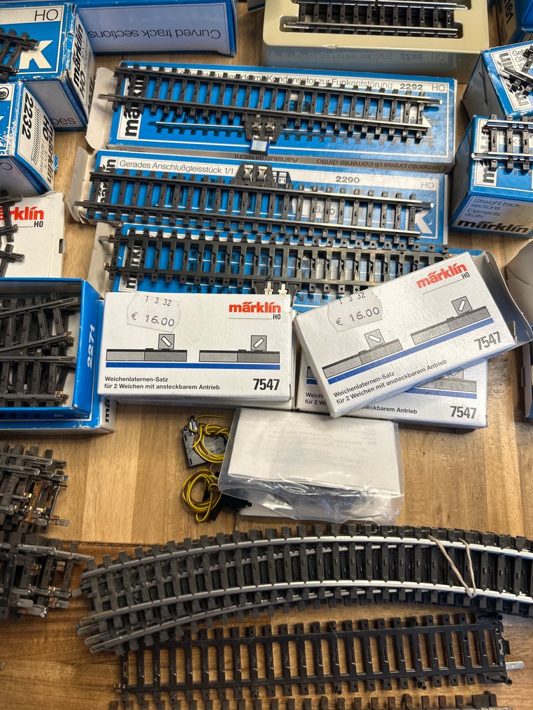 Märklin H0 - 2290,2259,2292,7547,7230,2293,2295,2231,2197 - Set di binari per modellini di treni (125) - Set di binari K Märklin H0 comprensivo di deviatoi, incroci, binari curvi e diritti. #4.3