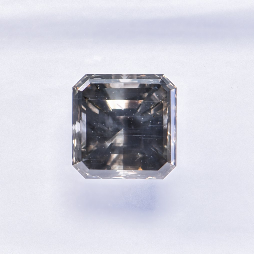 No reserve price - 1 pcs Diamond (Natural coloured) - 1.04 ct - Emerald - Fancy dark Greenish Grey - SI2 - International Gemological Institute (IGI) - VG VG #4.3
