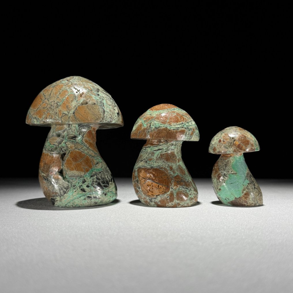 Χωρίς ελάχιστη τιμή - Υπέροχο σετ 3 πράσινων Smithsonite Μανιτάρια- 1100 g - (3) #2.1