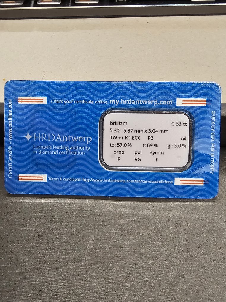 沒有保留價 - 1 pcs 鑽石  (天然)  - 0.53 ct - 圓形 - K(輕微黃色、從正面看是亮白的) - I2 - HRD Antwerp #1.0