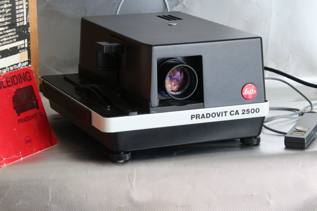 Leitz Pradovit CA 2500 Projektor #2.1