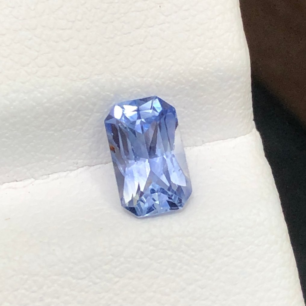 没有保留价 - 1 pcs 蓝色 蓝宝石 - 1.31 ct - 国际宝石研究院(IGI) #1.0