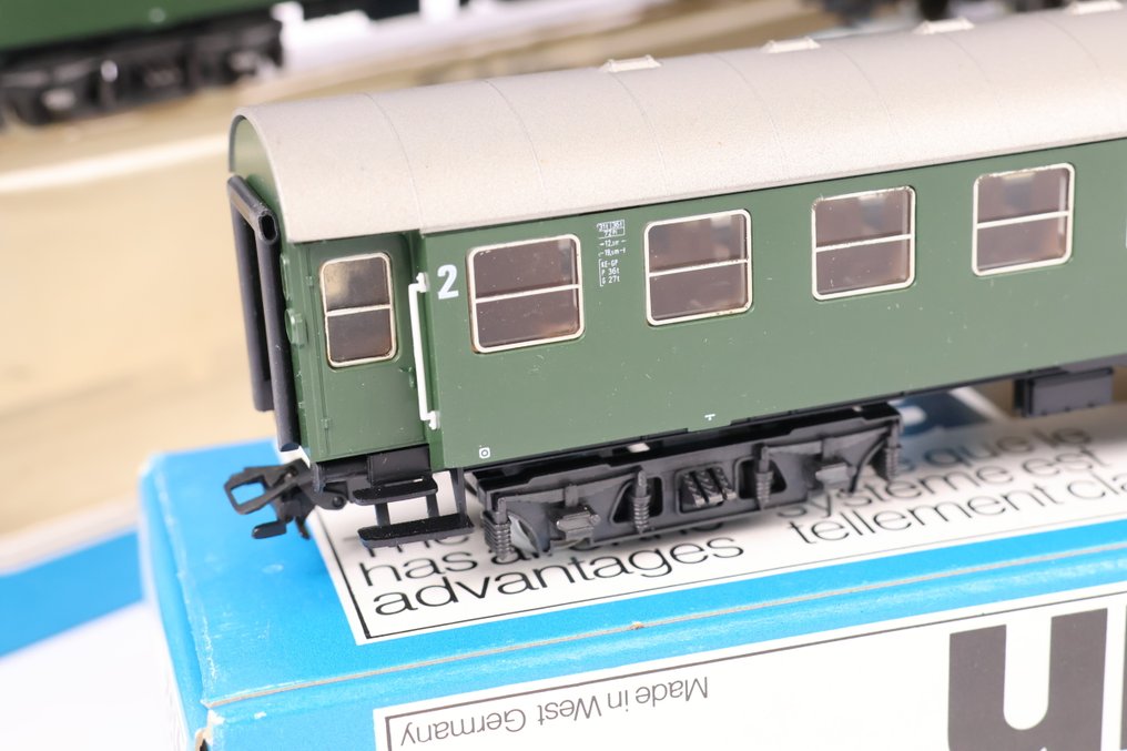 Märklin H0 - 4131/4132/4133 - Model train passenger carriage (3) - Three conversion vehicles - DB #2.1