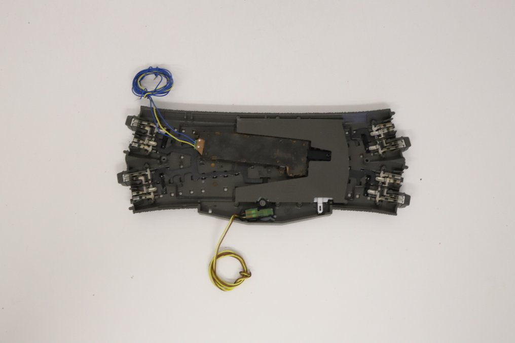 Märklin H0 - 24620 - Modelltogspor (2) - Engelske elektriske kryssingsveksler. #1.0