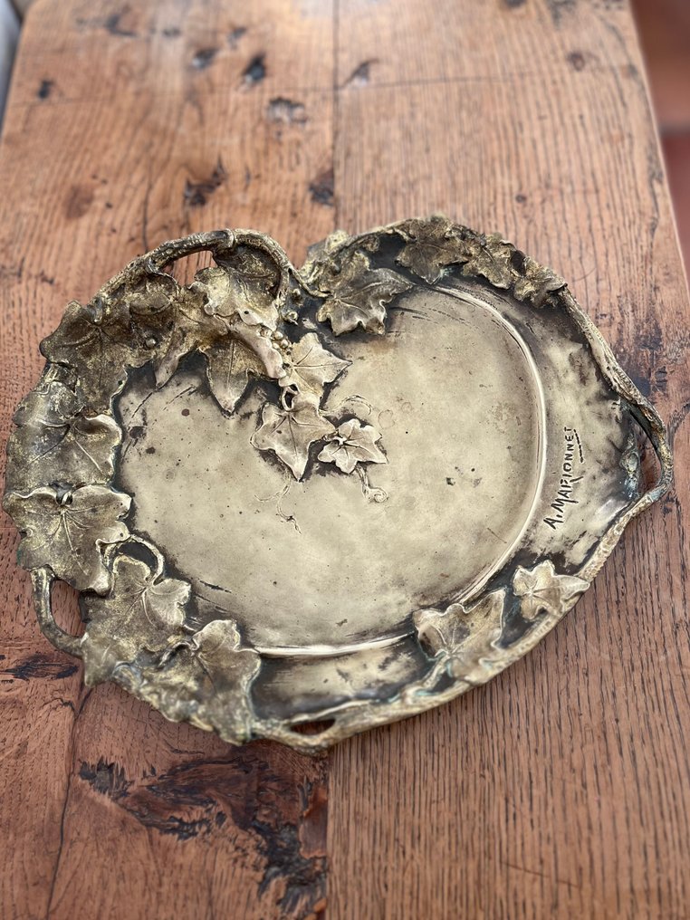 A. Marionnet - Δίσκος - Gilt bronze - Πάγκος για τσιγάρα #1.0