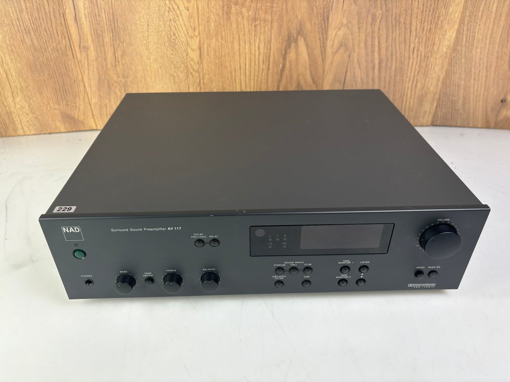 NAD - AV 117 Förförstärkare #3.2