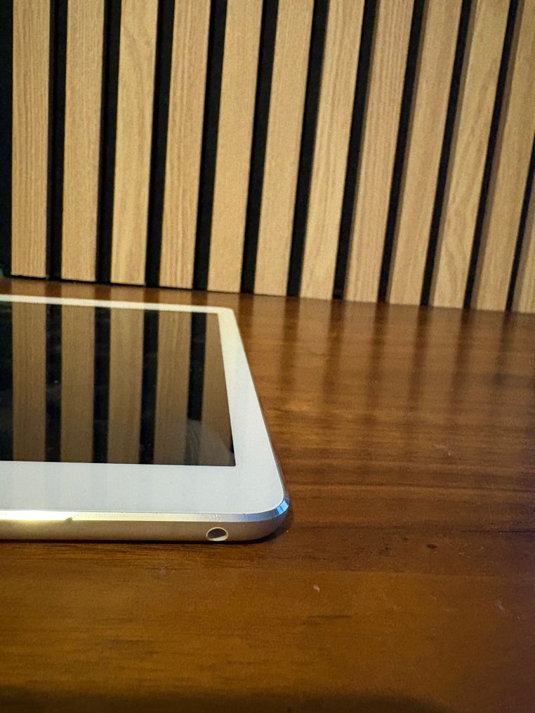 Apple iPad Air (1st generation) - Computer (1) #3.2