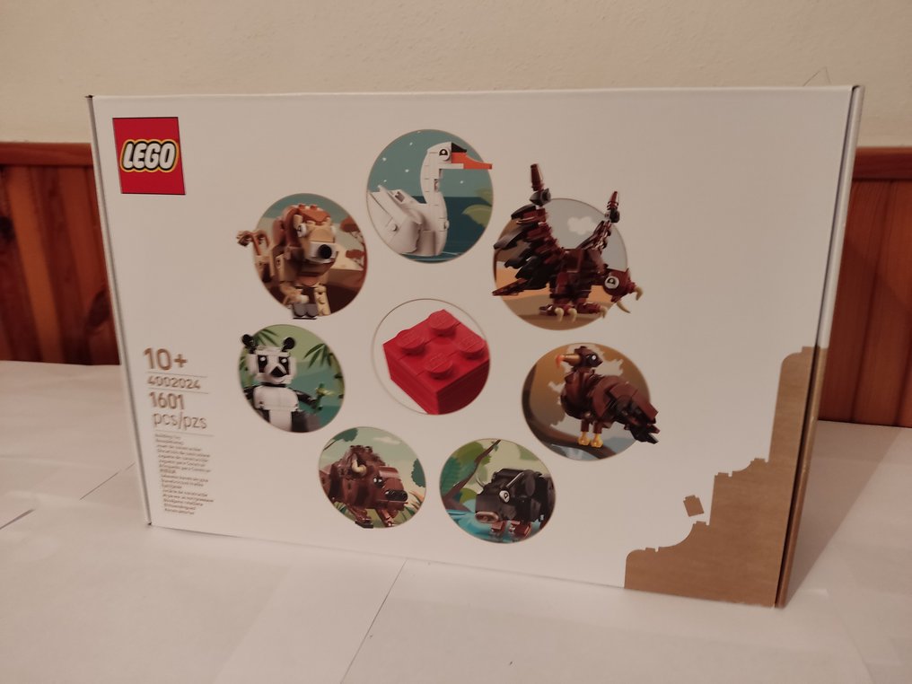 LEGO Set - 4002024 - Icons - LEGO Animals Employee Gift 2024 #1.0