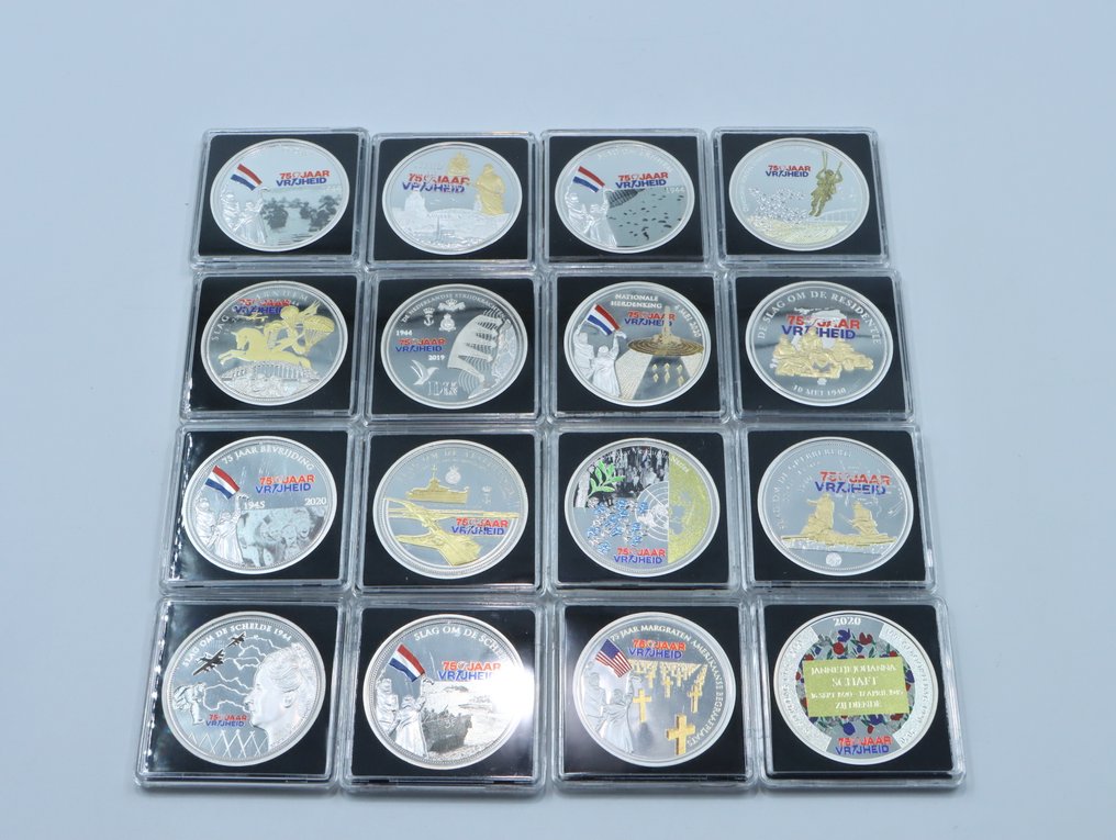 World. 16x Diverse Penningen (Verzilverd)  (No reserve price) #1.0