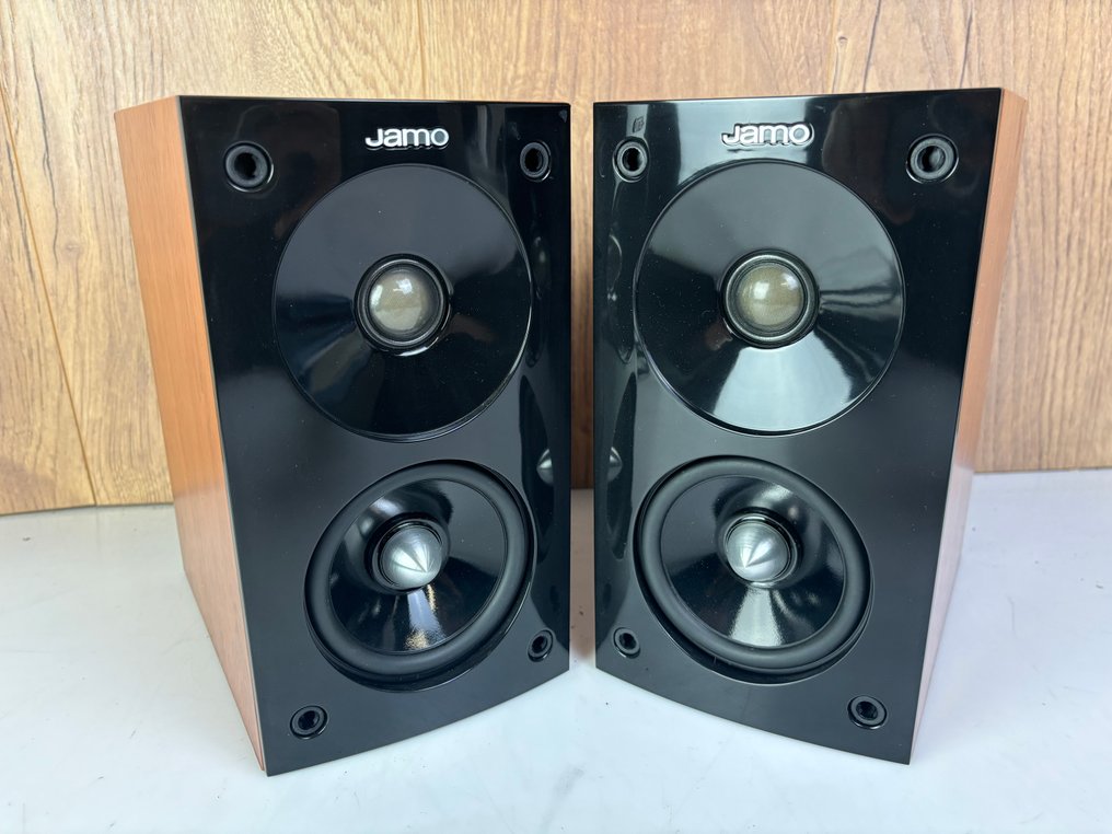 Jamo - S 602 - Matching Pair Speaker set #1.0