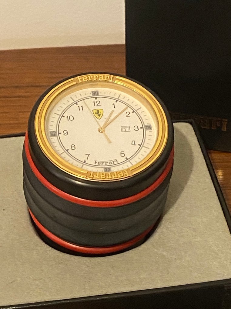 Επιτραπέζιο ρολόι - Ferrari by Cartier -   Μέταλλο - 1980-1990 #1.0