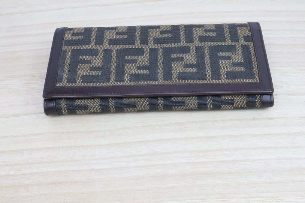 Fendi - Monedero largo #2.1