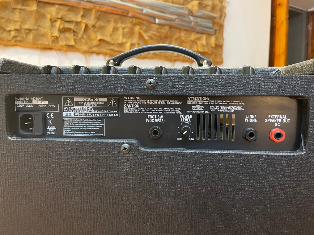 Vox - 物品件数: 3 - 吉他放大器 - Vietnam - 2001 #4.3