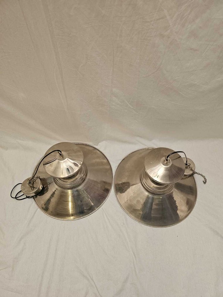 燈 - 一组金属工业风格的吊灯 - 金屬 #1.0