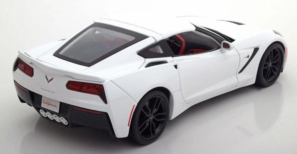 Maisto 1:18 - Modell autó - Chevrolet Corvette Stingray Z51 2014 #3.2