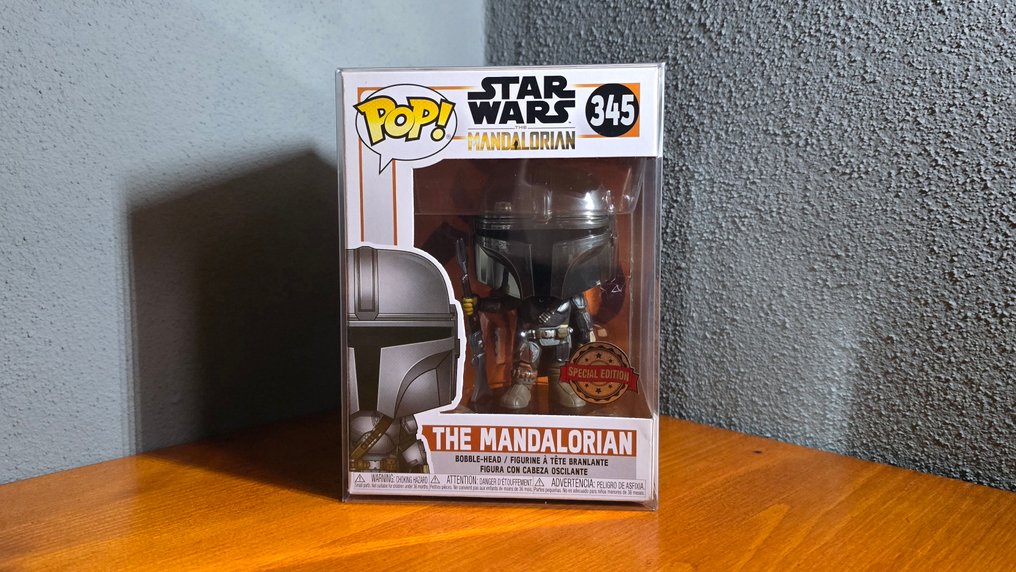 Funko - Funko Pop The Mandalorian - Special Edition - #345 & The Armorer - # 353 - 2010-2020 #1.0
