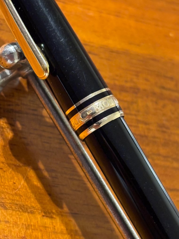 Montblanc - Montblanc Meisterstück Black Lacquer with Gold Trims 0,7  Mechanical Pencil - Mechanical pencil #3.2