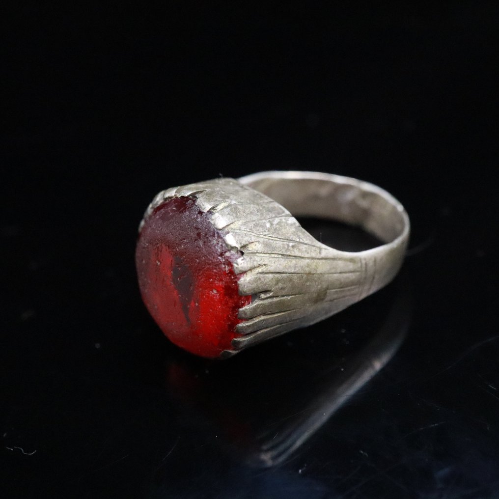 Μεσαιωνική Silver-Billon Δαχτυλίδι - Μεγάλο κόκκινο ποτήρι  (χωρίς τιμή ασφαλείας) #1.0