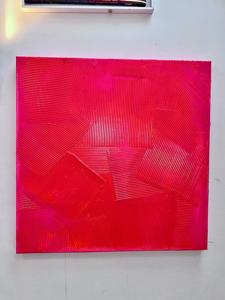 Sarah Schwarzl - Frequency 0111 (Frame Included) #2.1