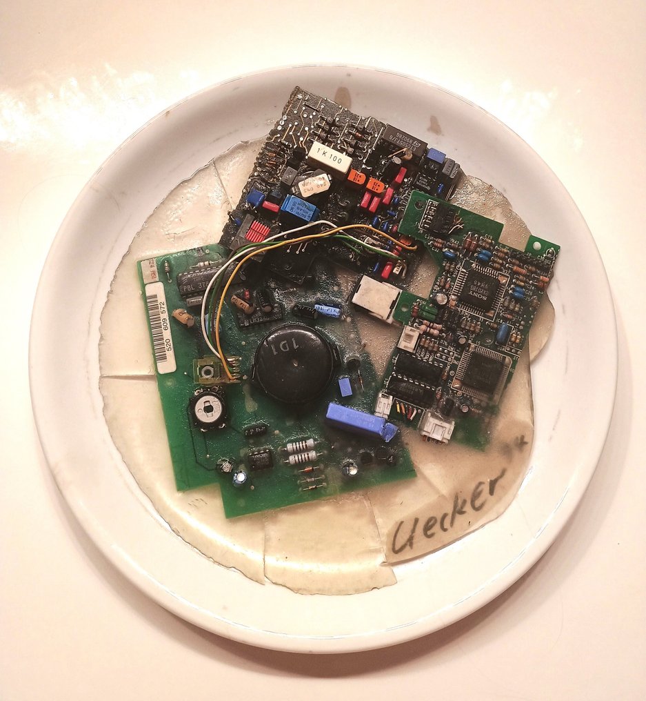 Günther Uecker (1930-2025) - "Electronic Salat" - Unikat #1.0