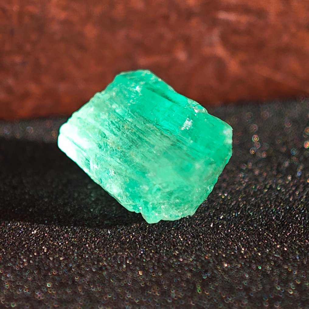 2,85 克拉顶级穆佐礼物绿色哥伦比亚切割祖母绿 水晶- 0.57 g #4.3