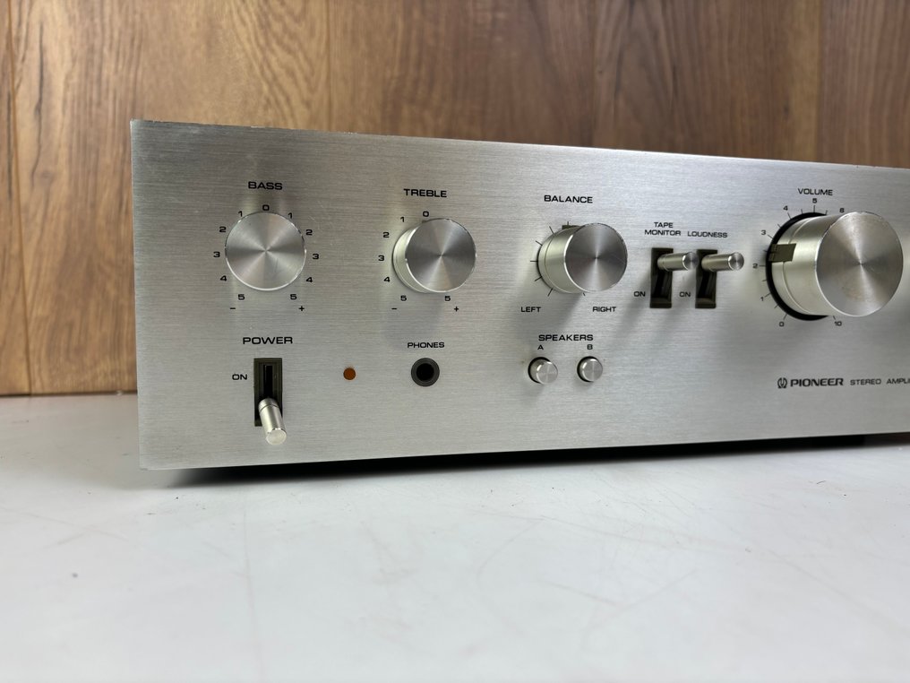 Pioneer - SA-5500 II Solid state integrated amplifier #4.3