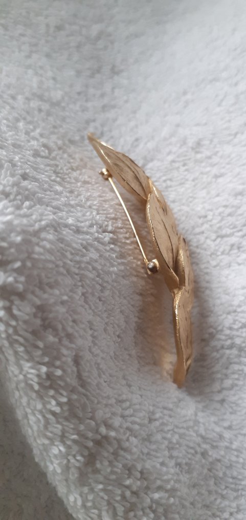 Trifari - Gold-plated - Brooch #4.3