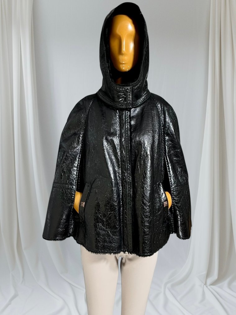 Escada Lambskin and Lamb fur - Kappe #1.0